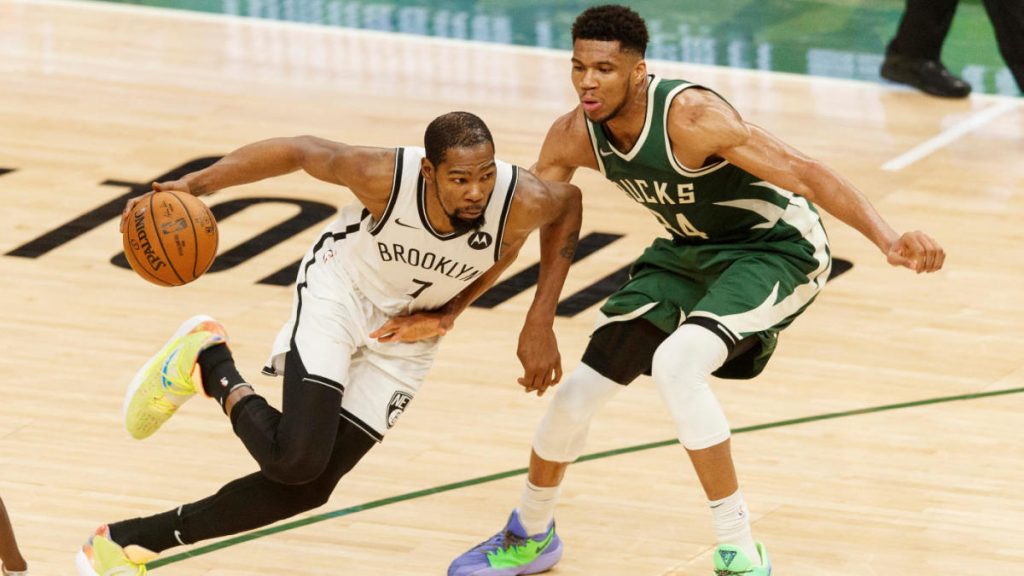 Kevin Durant vs Giannis