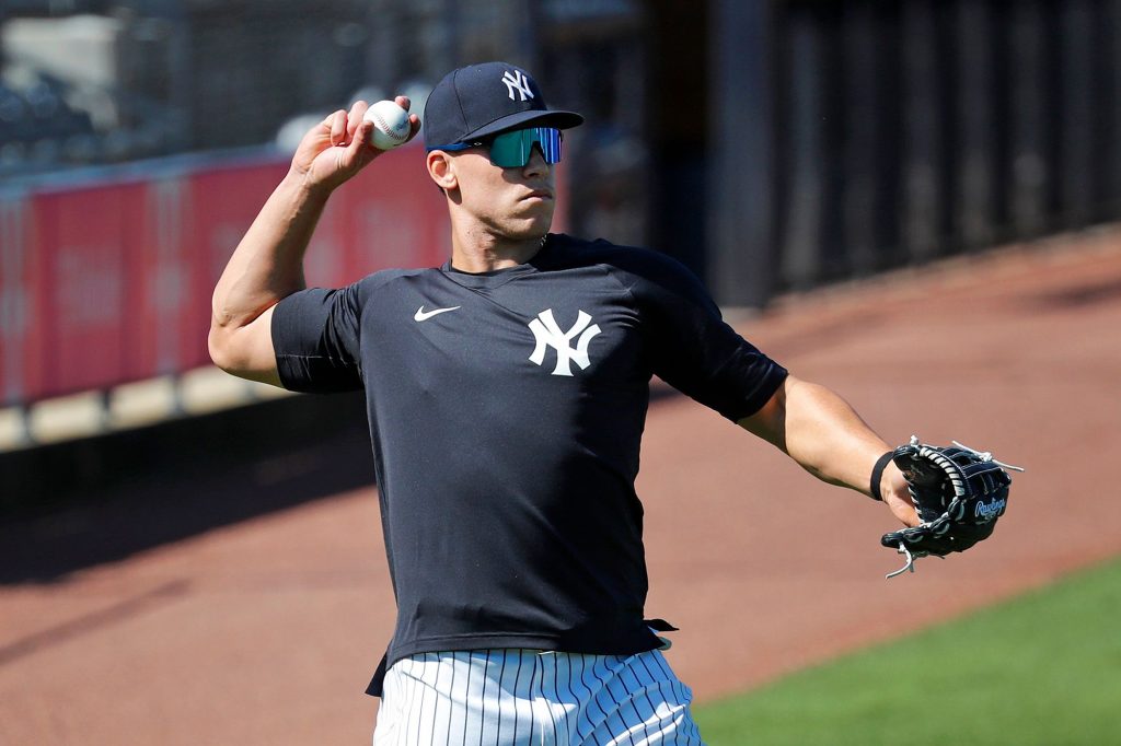 Aaron Judge warm up