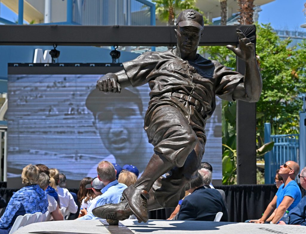 Jackie Robinson statue